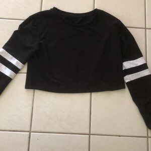 Shortie Crew Neck Top